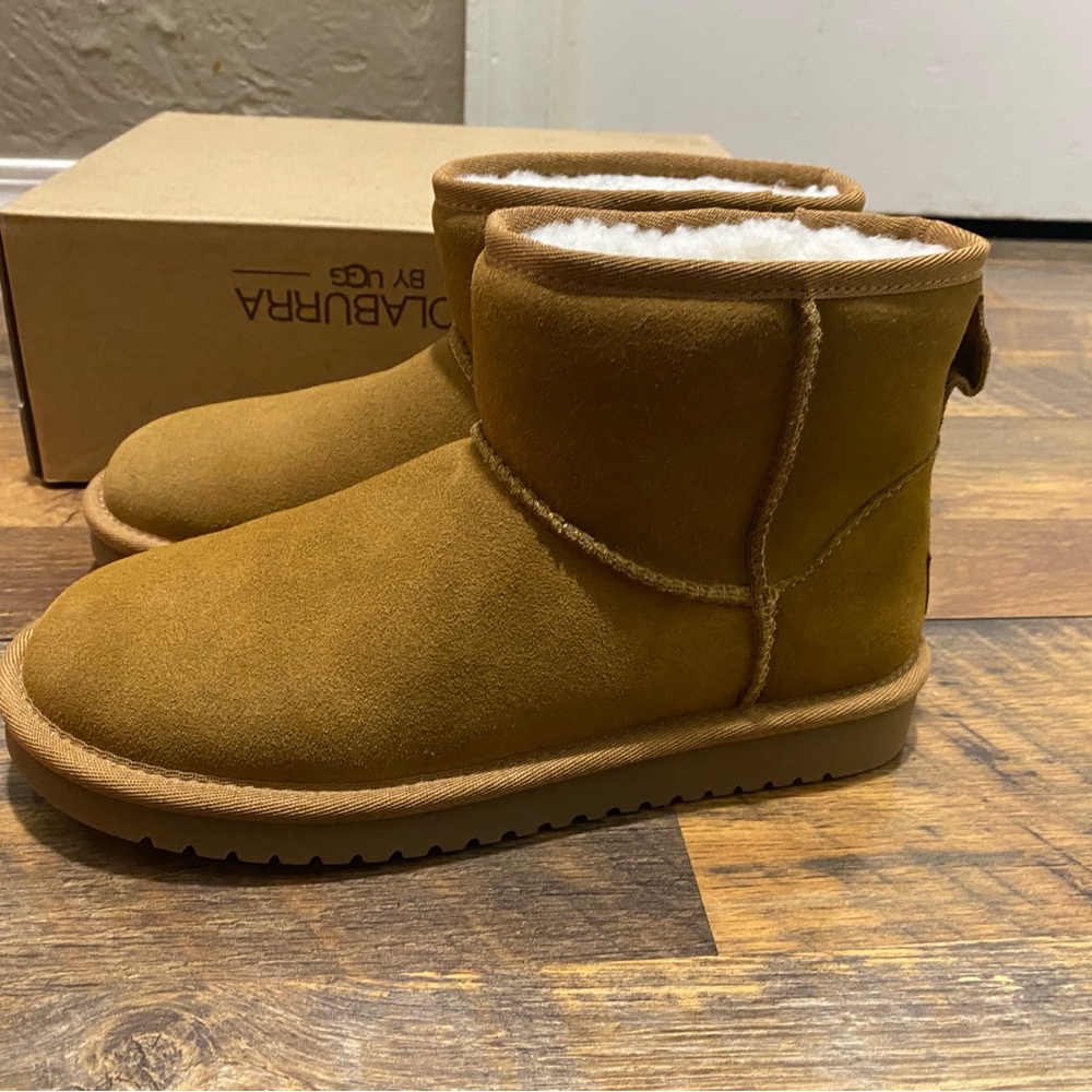 Koolaburra by UGG Chestnut Mini Boots